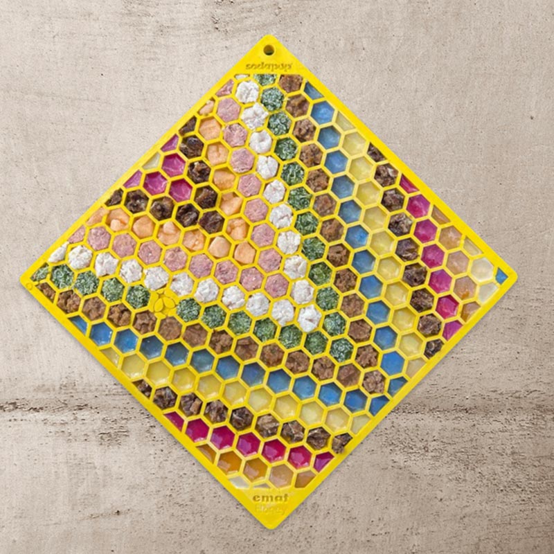 Honeycomb Design Enrichment Lick Mat