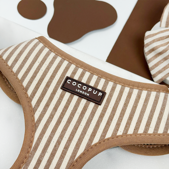 Close-up of the striped fabric and Cocopup London label on the London Linen Stripes harness