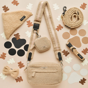Teddy Rupert walking bag flat lay with strap, treat pouch and matching accessories