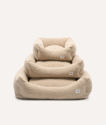 Beige fleece CAFIDE Snozy dog beds in three sizes