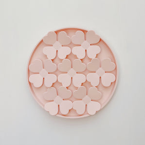 The Clover Mat