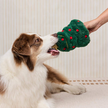 O Christmas Tree Interactive Snuffle Dog Toy - official product photo
