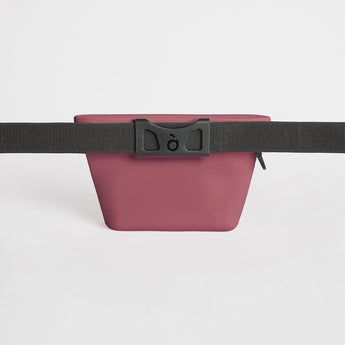 Voilà Mini Treat Pouch | Maroon | Detail 2