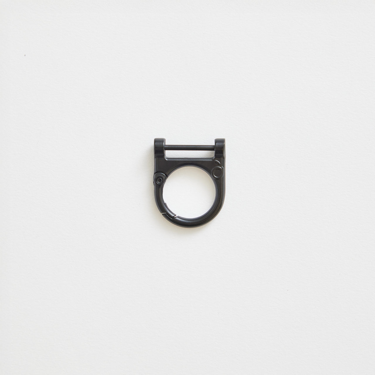 Voilà accessory carabiner